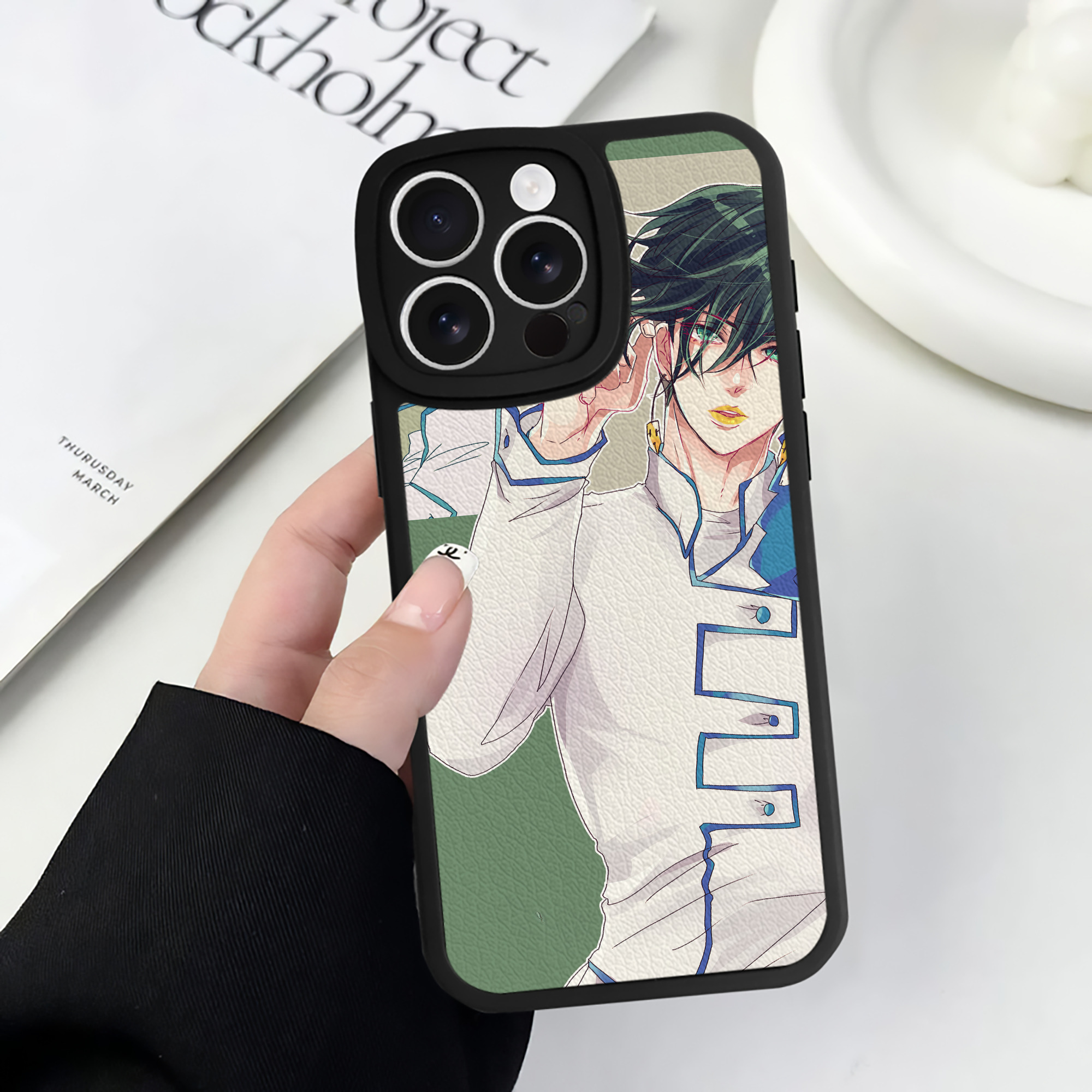 （画像用） ジョジョの奇妙な冒険 JoJo's Bizarre Adventure 【iPhone 16シリーズ対応】シリコンスマホケース（レザー調） 材質：シリコン